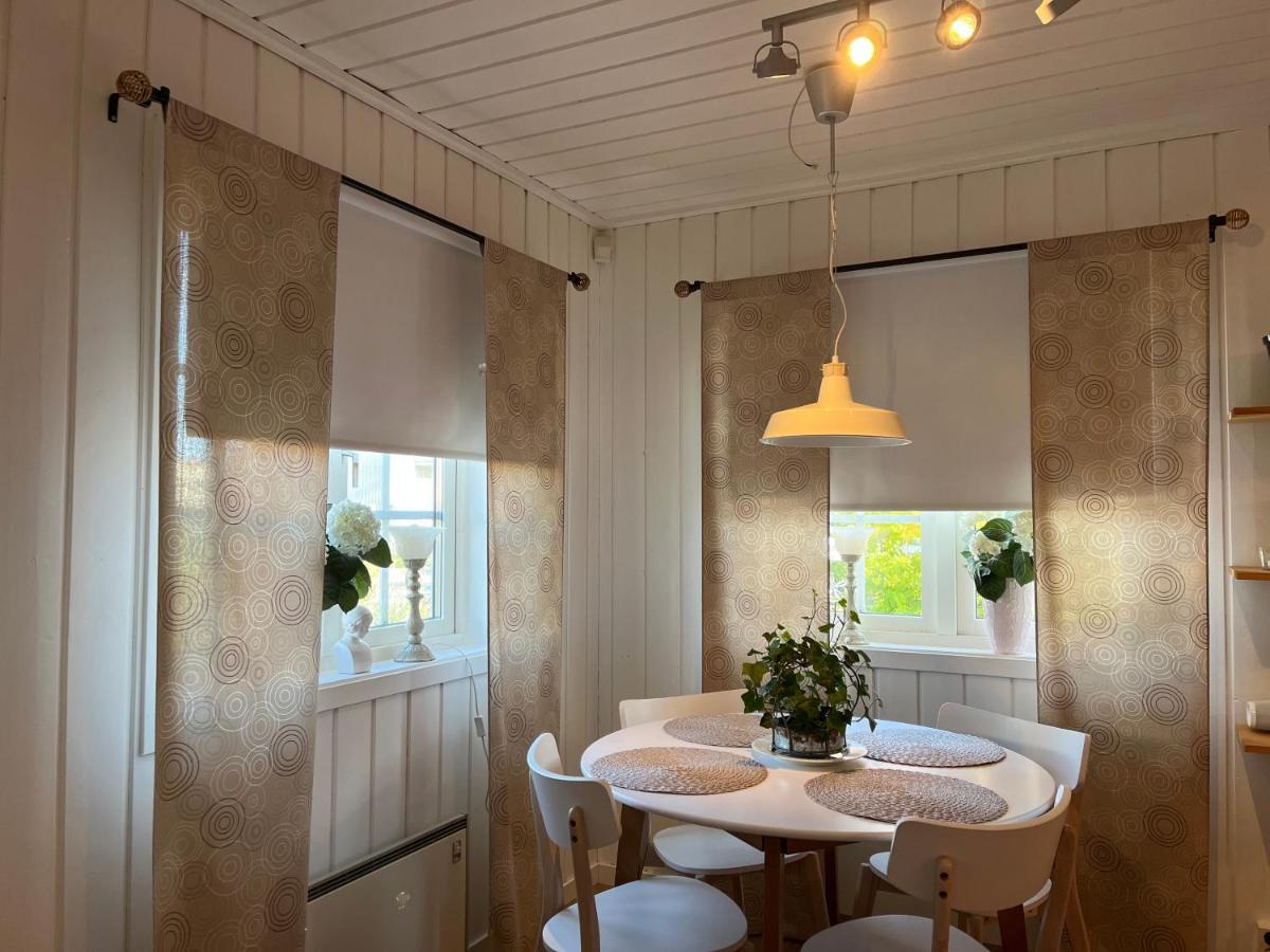 Lilla Groena Huset Pa Garden Harnosand Exterior foto