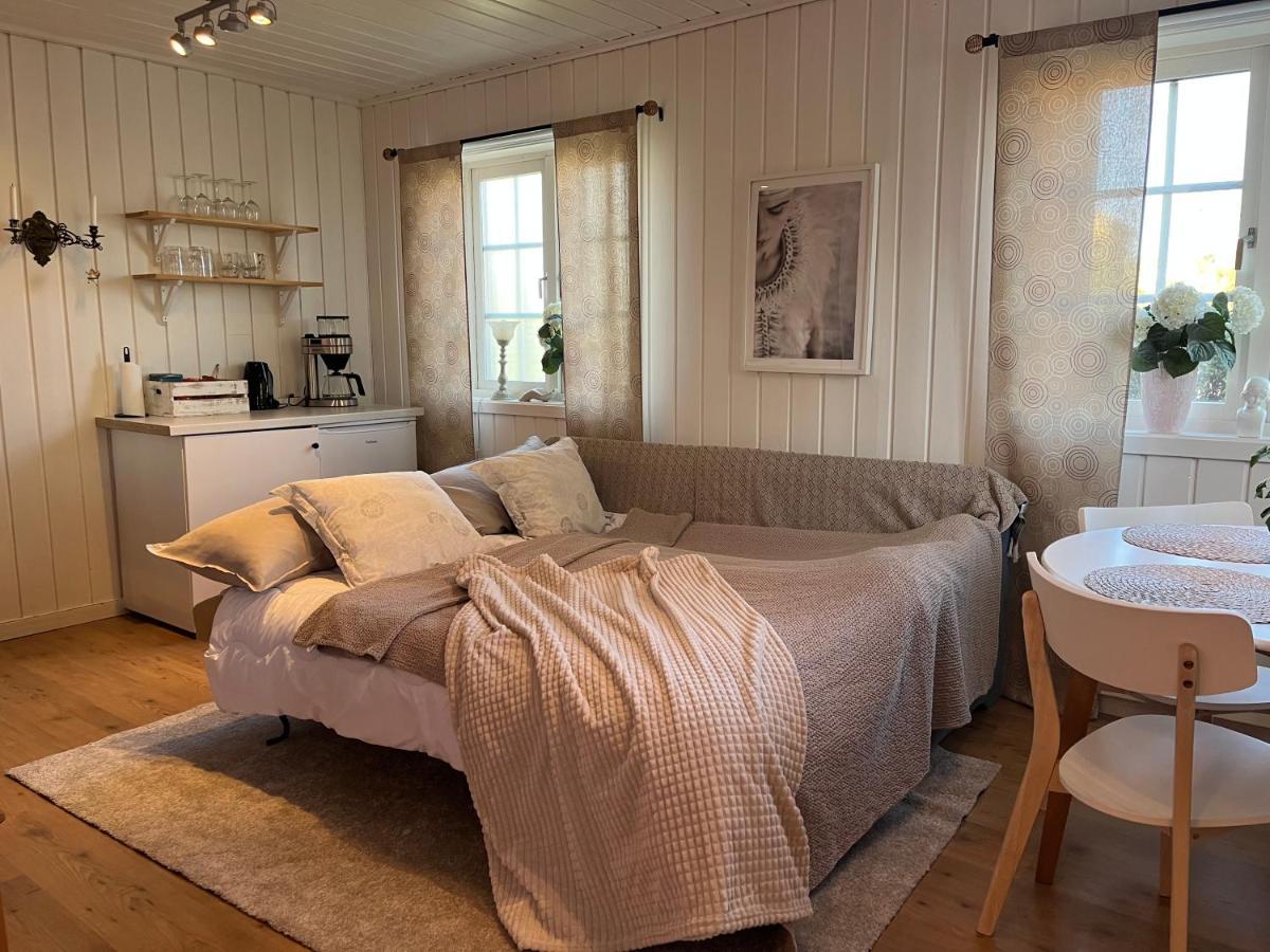 Lilla Groena Huset Pa Garden Harnosand Exterior foto